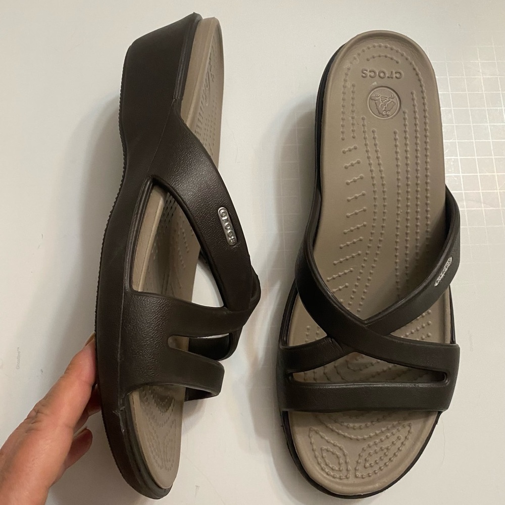 Crocs Patricia Wedge Slide Comfort Sandals espresso brown Shoes Womens Size 11